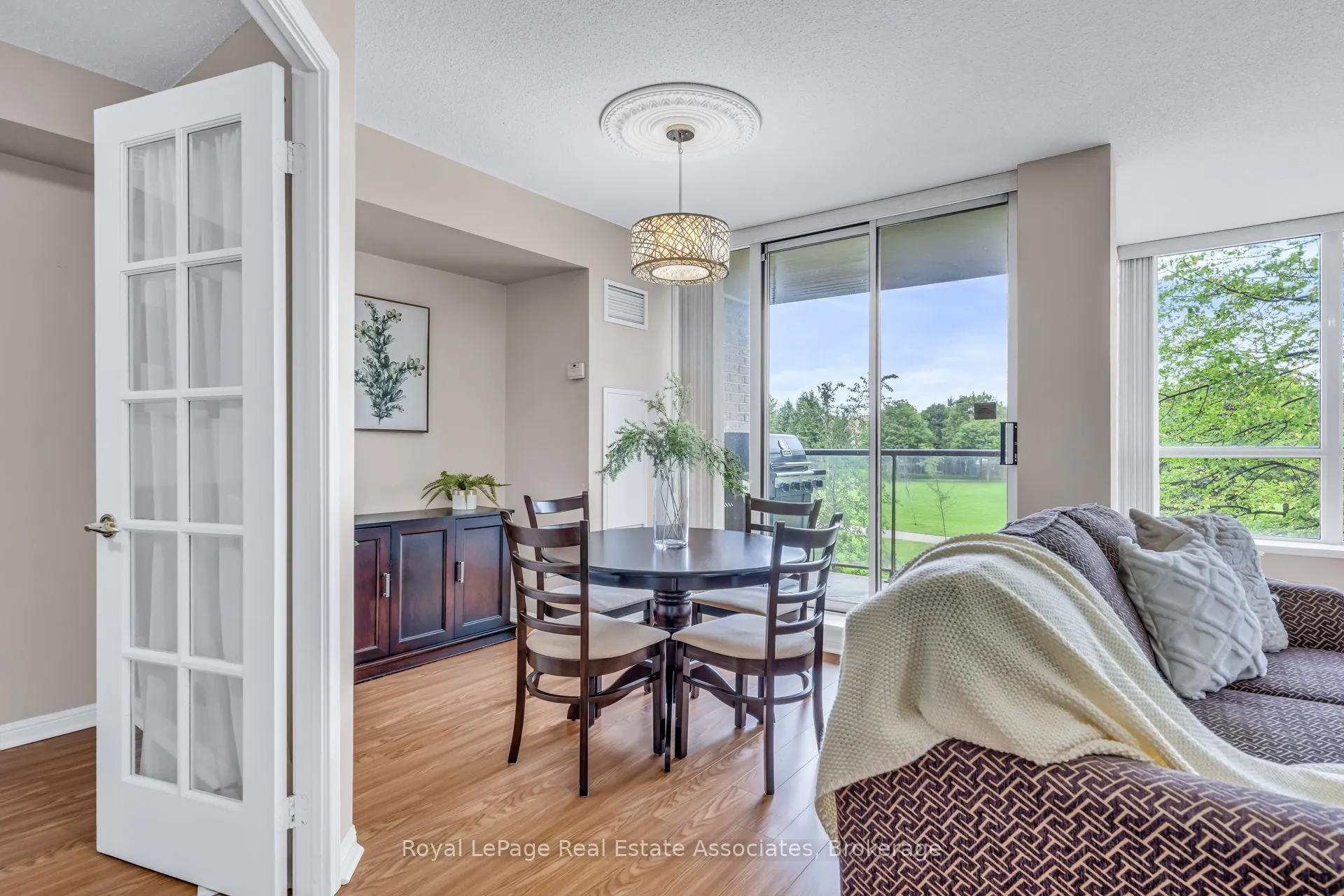 1140 Parkwest Place #208