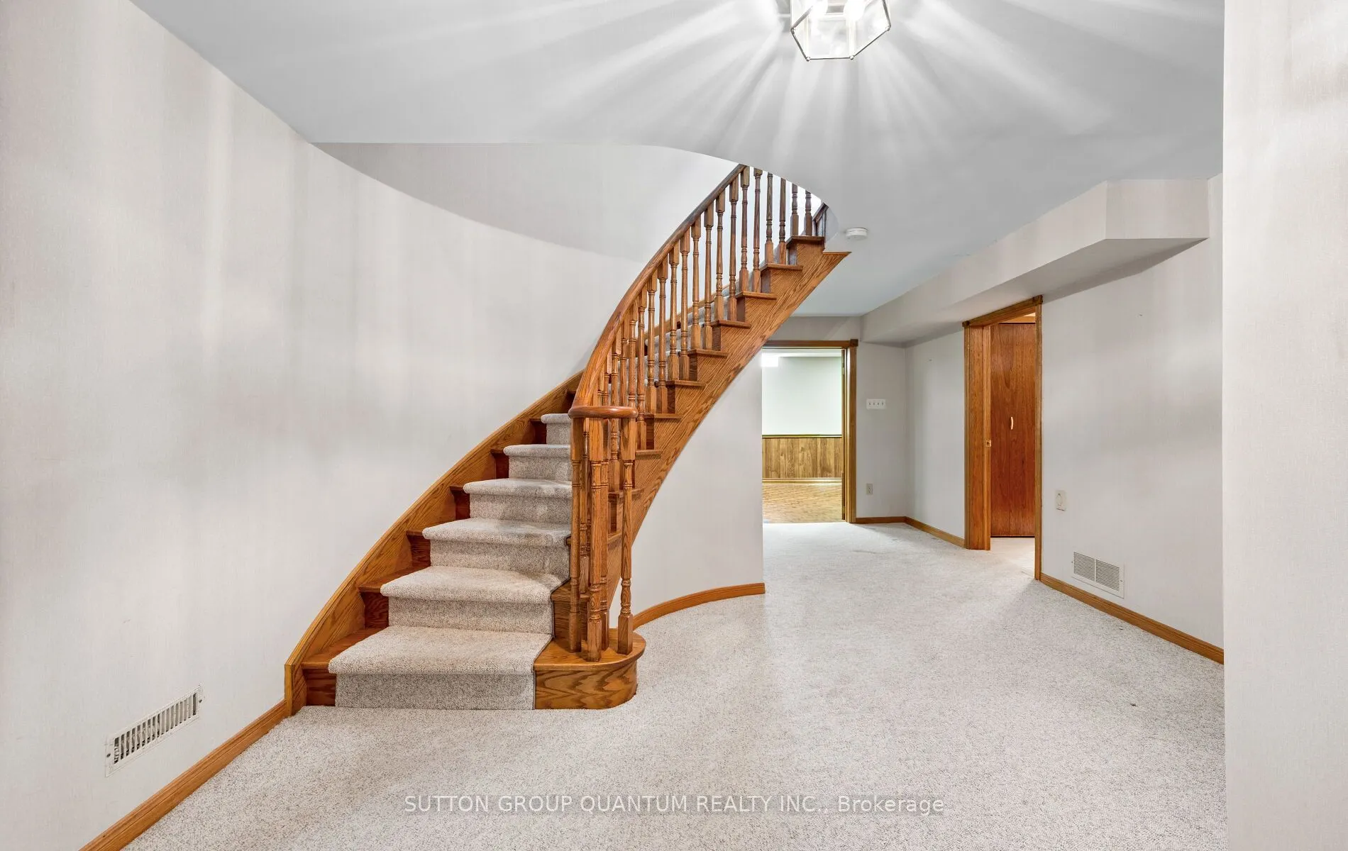 1896 Stoneybrook Court