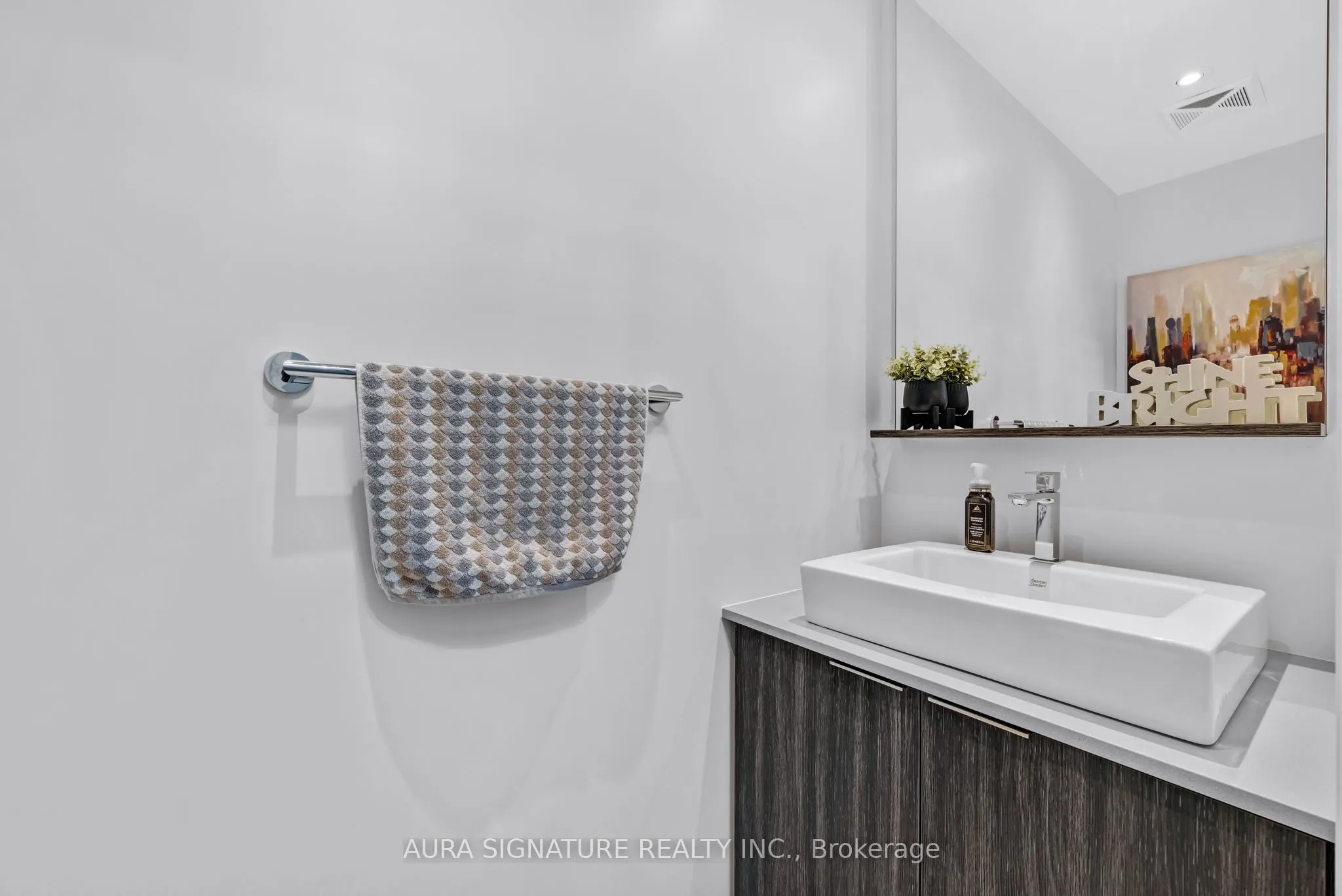 110 Marine Parade Drive #901