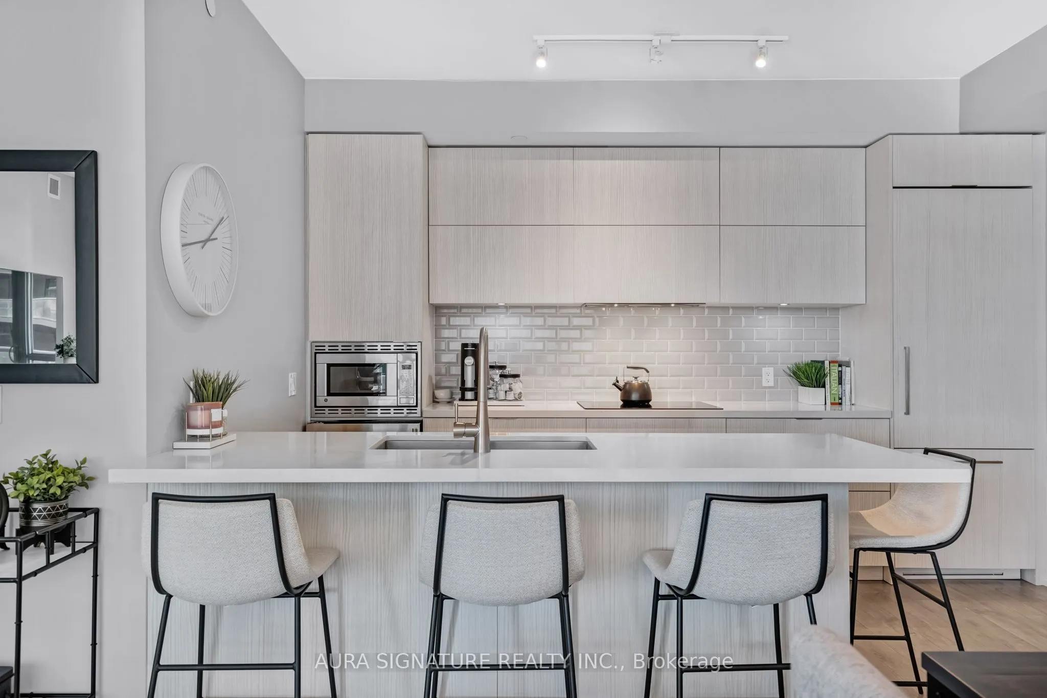 110 Marine Parade Drive #901