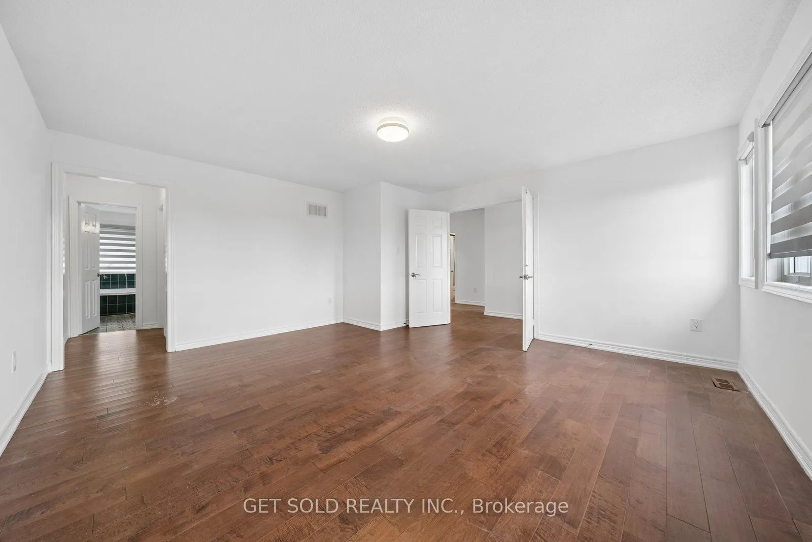 57 Oaklea Boulevard