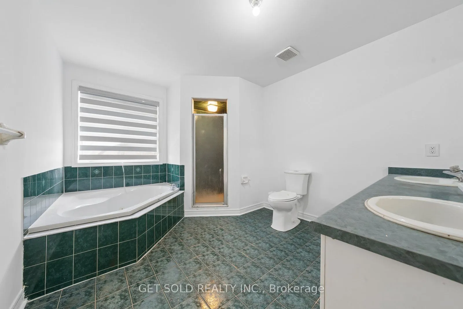 57 Oaklea Boulevard