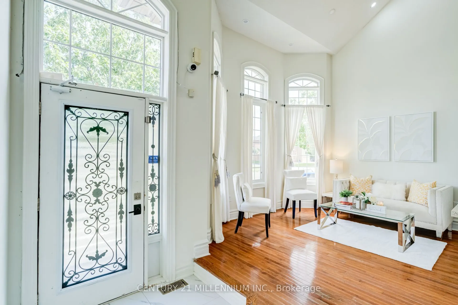 102 Southlake Boulevard