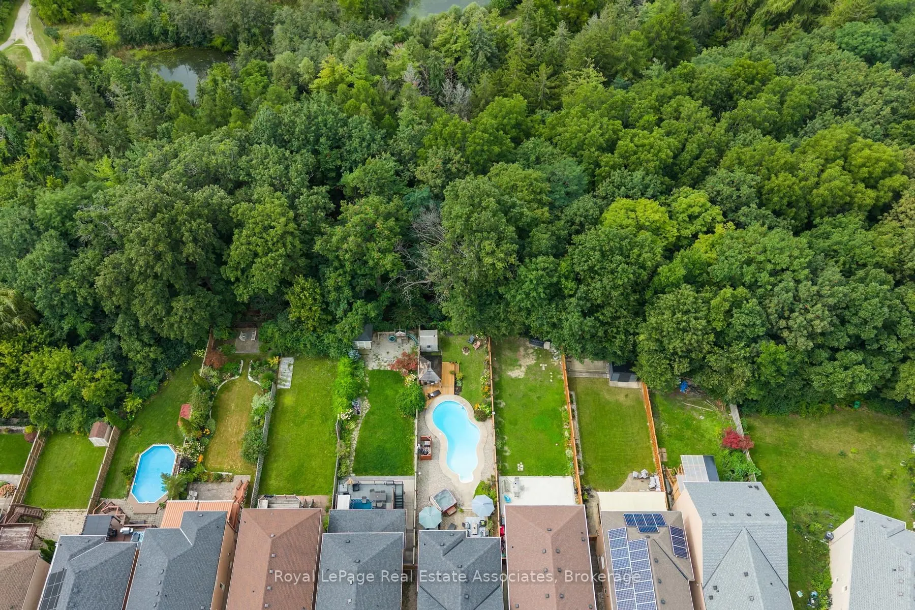 1069 Knotty Pine Grove