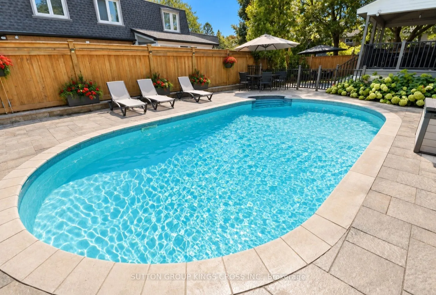 360 Isabella Avenue