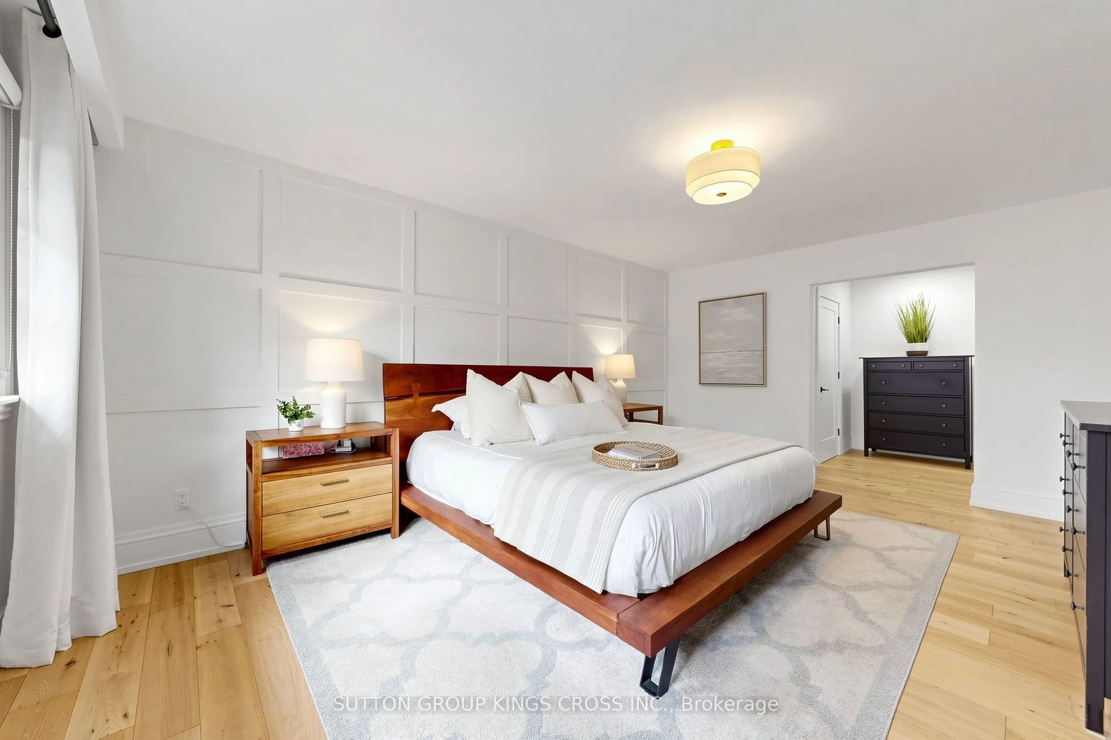 360 Isabella Avenue