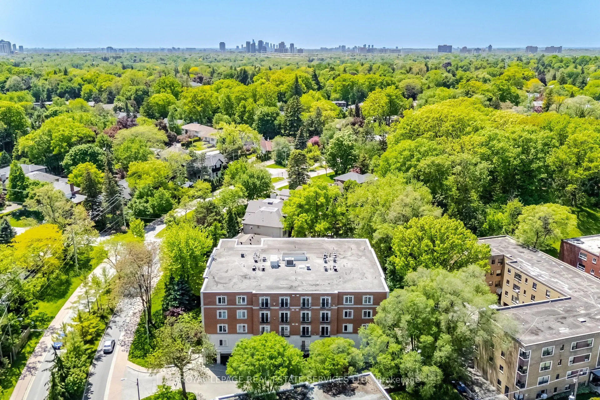 30 Anglesey Boulevard #PH403