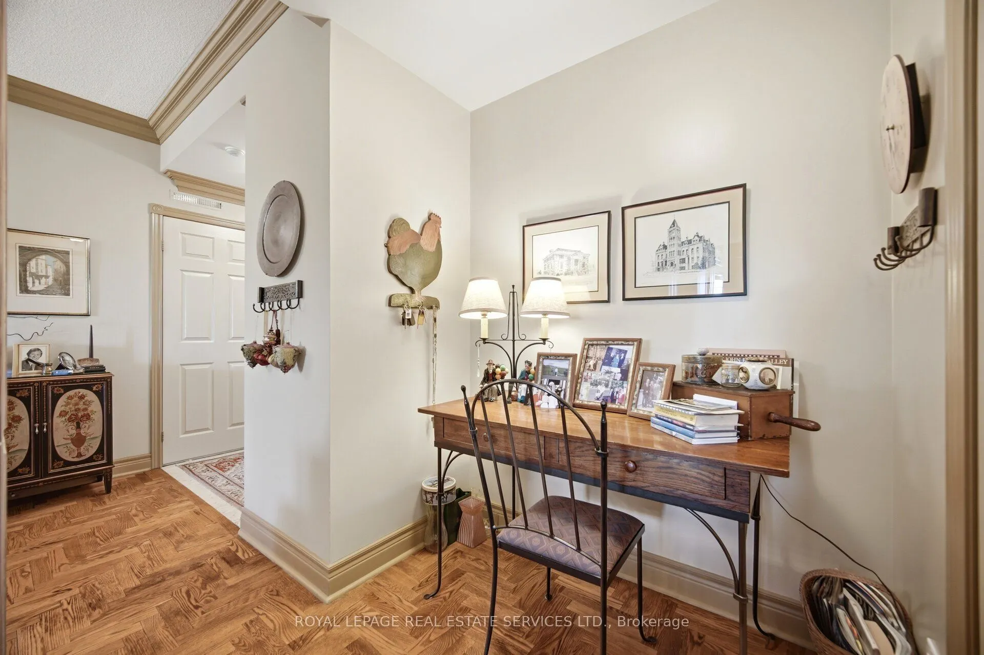 30 Anglesey Boulevard #PH403