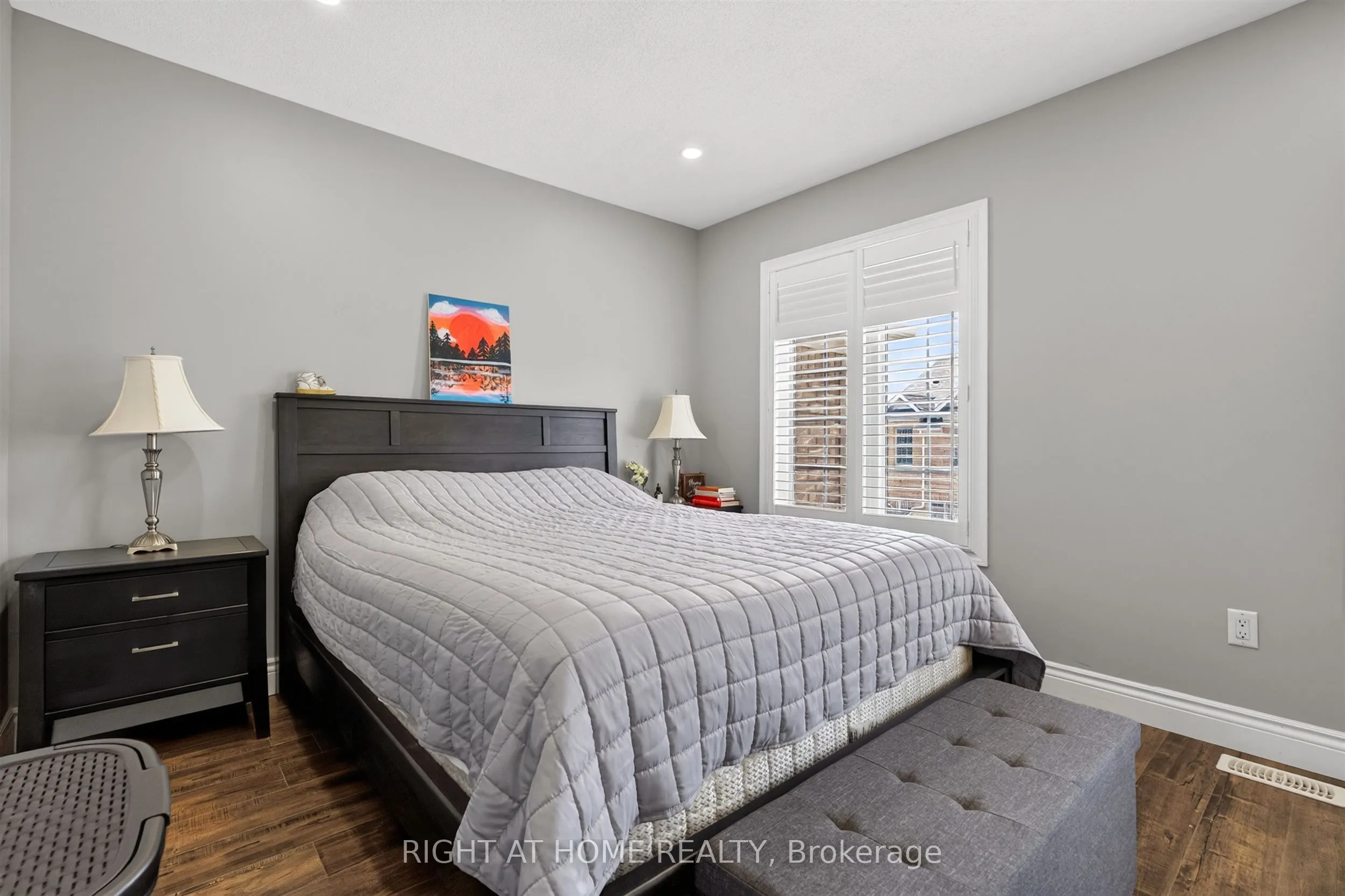 7201 Triumph Lane #12