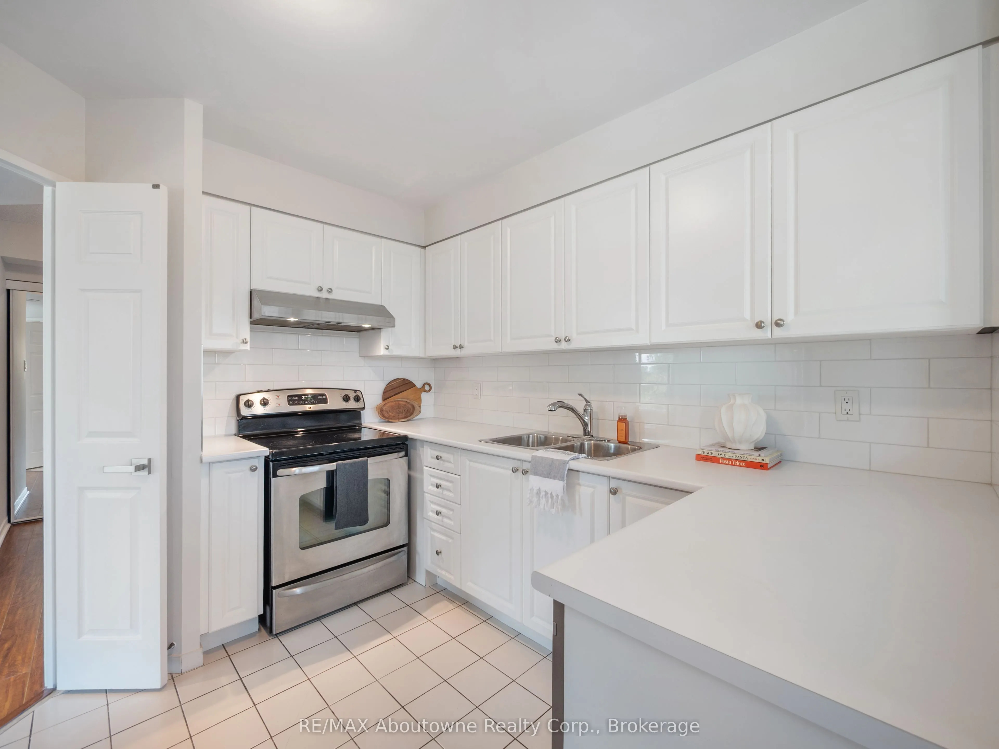 2177 Burnhamthorpe Road W #309