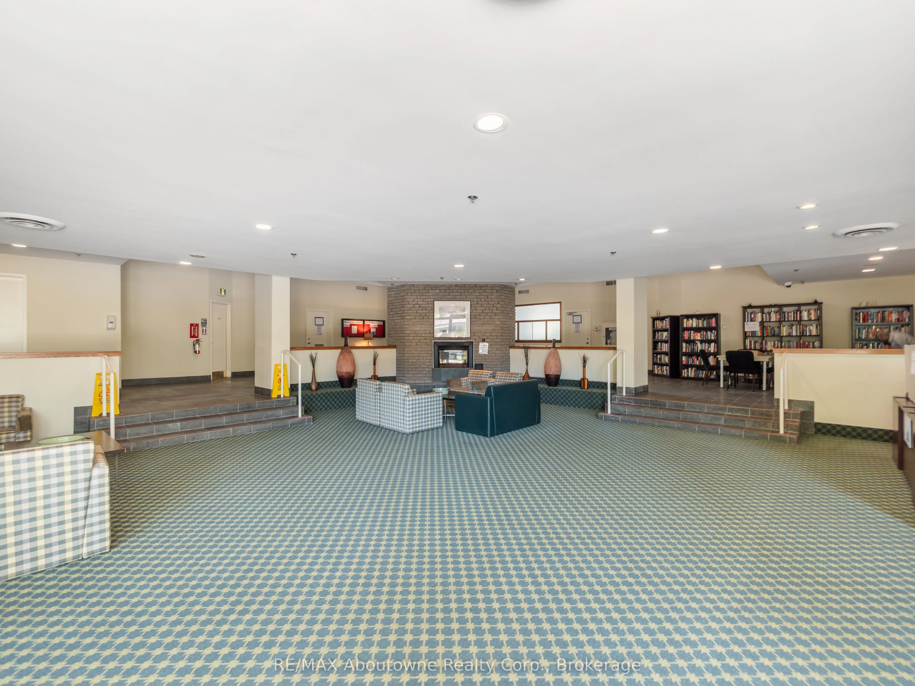 2177 Burnhamthorpe Road W #309