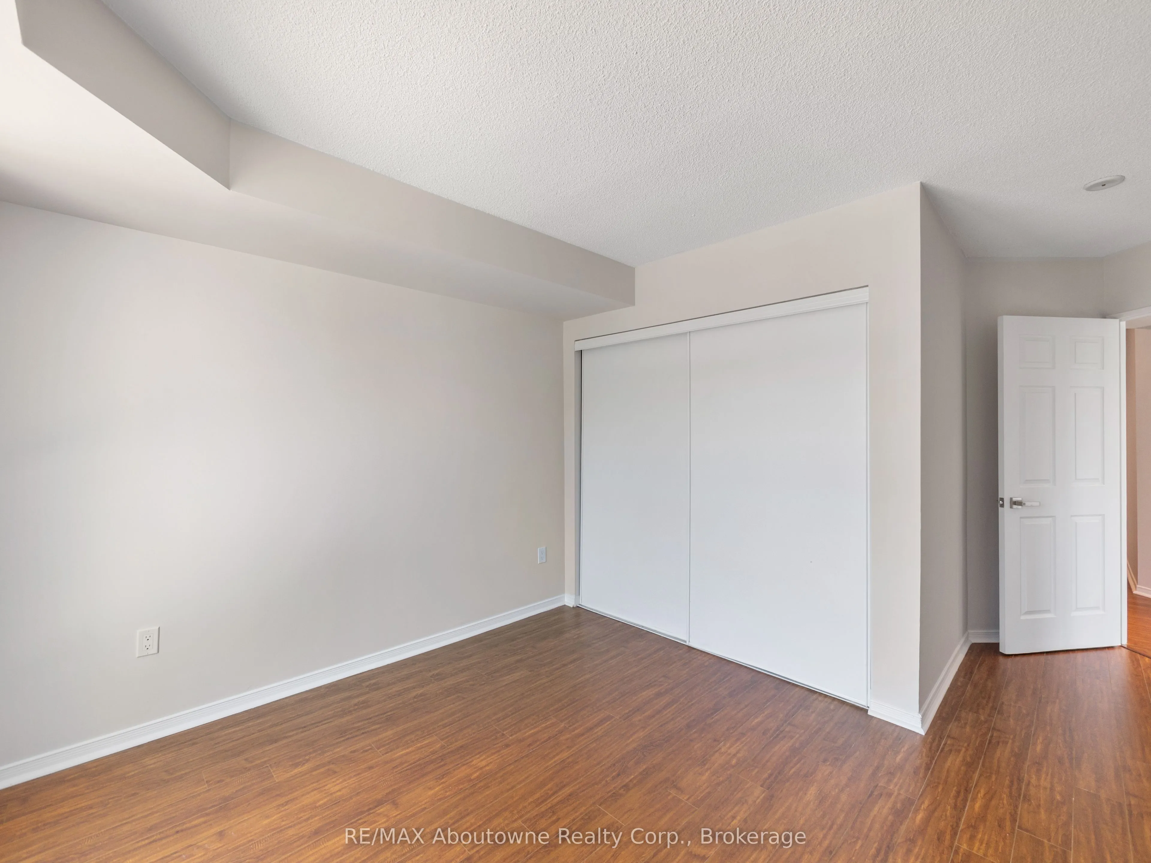 2177 Burnhamthorpe Road W #309