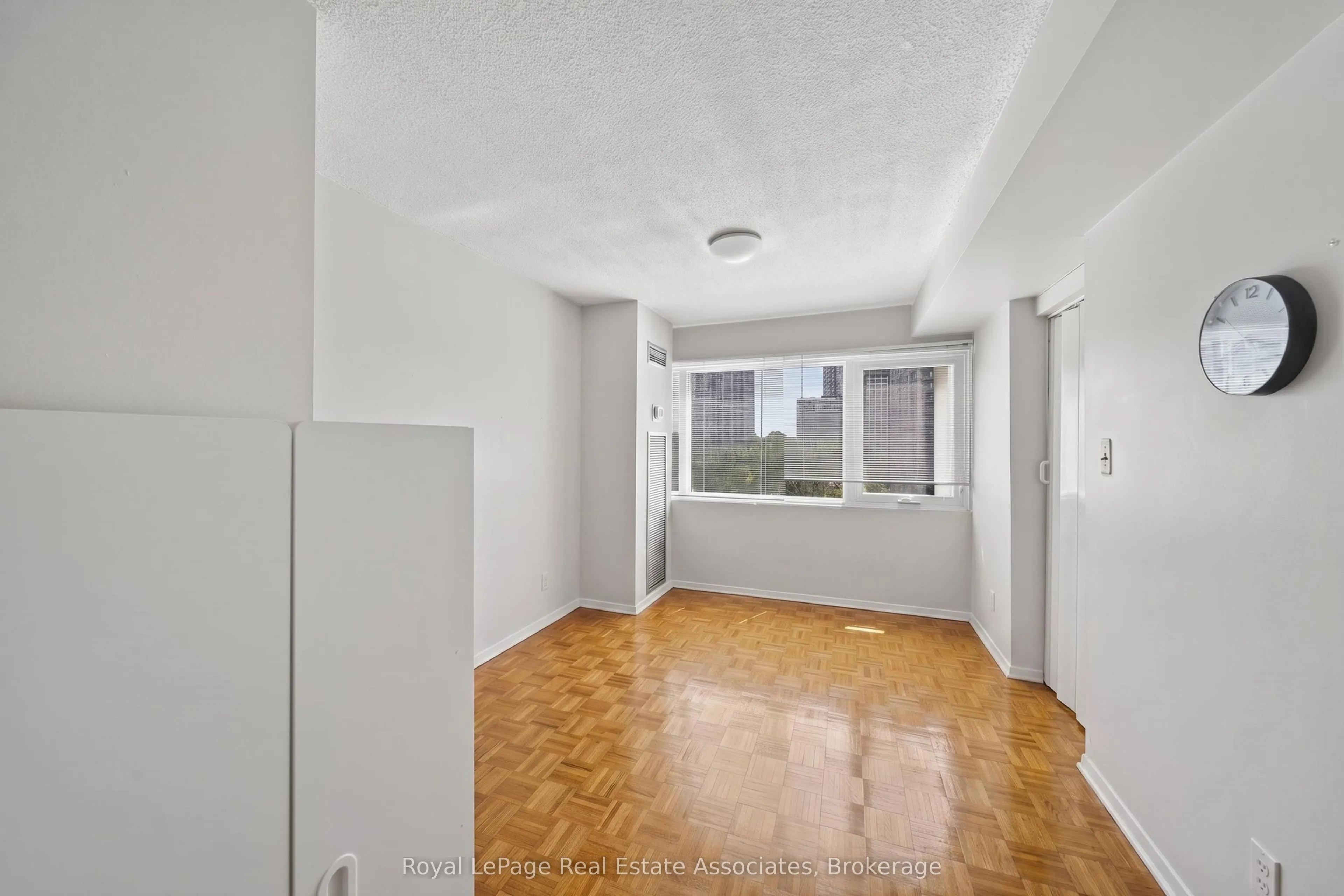 1580 Mississauga Valley Boulevard #901
