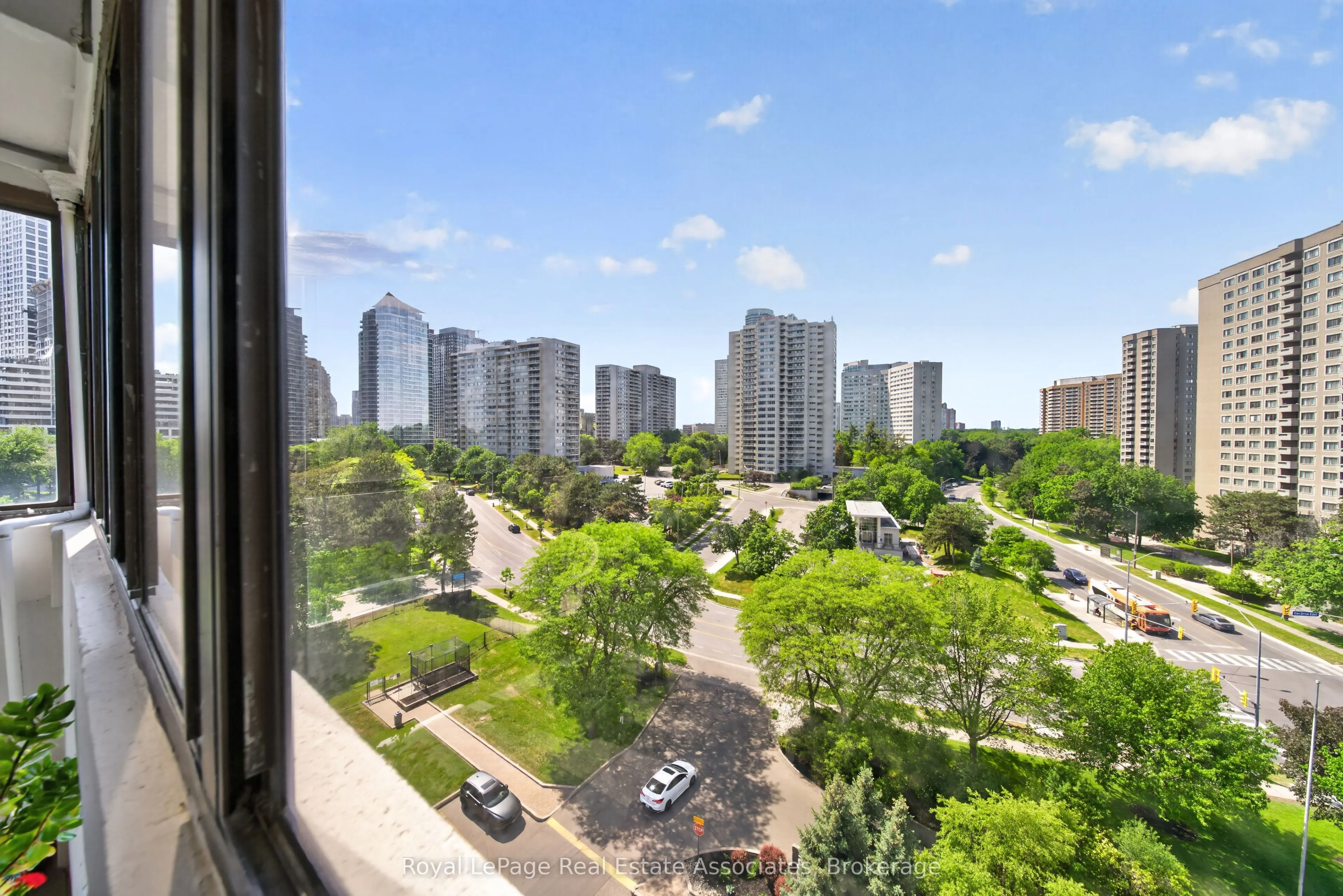 1580 Mississauga Valley Boulevard #901