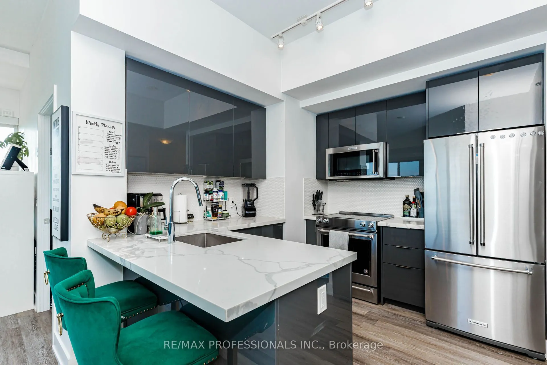 20 Shore Breeze Drive #1107