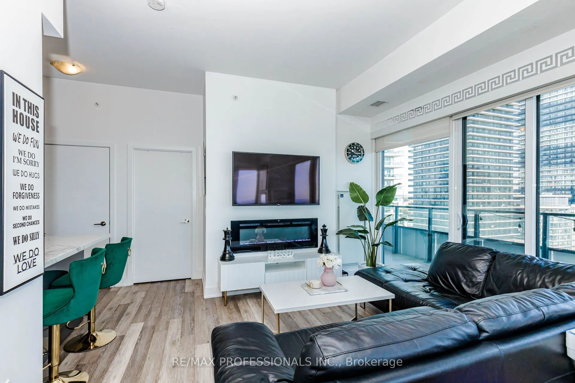 20 Shore Breeze Drive #1107