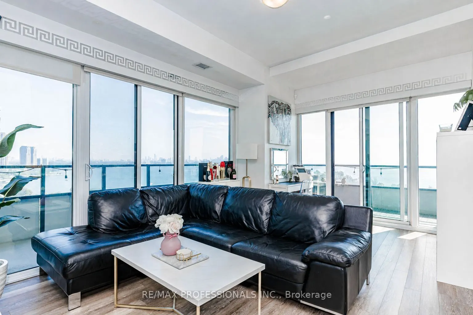 20 Shore Breeze Drive #1107