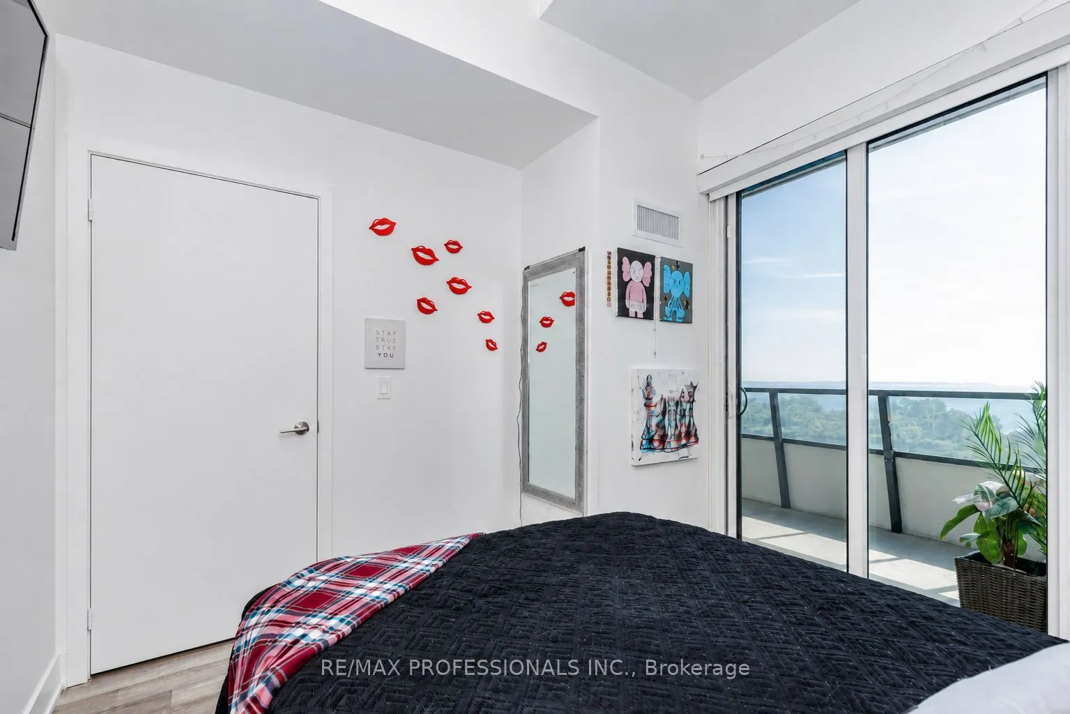 20 Shore Breeze Drive #1107