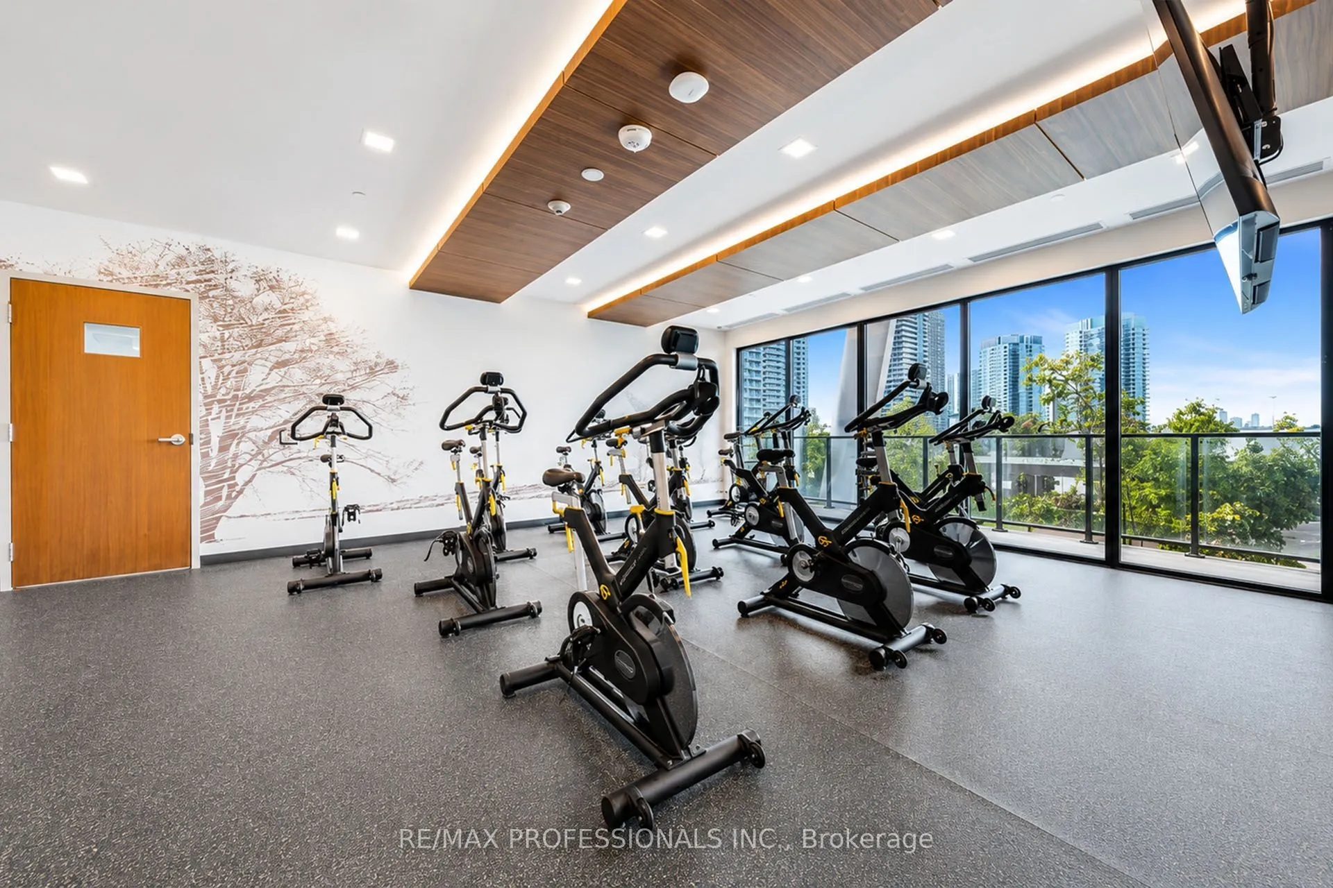 20 Shore Breeze Drive #1107