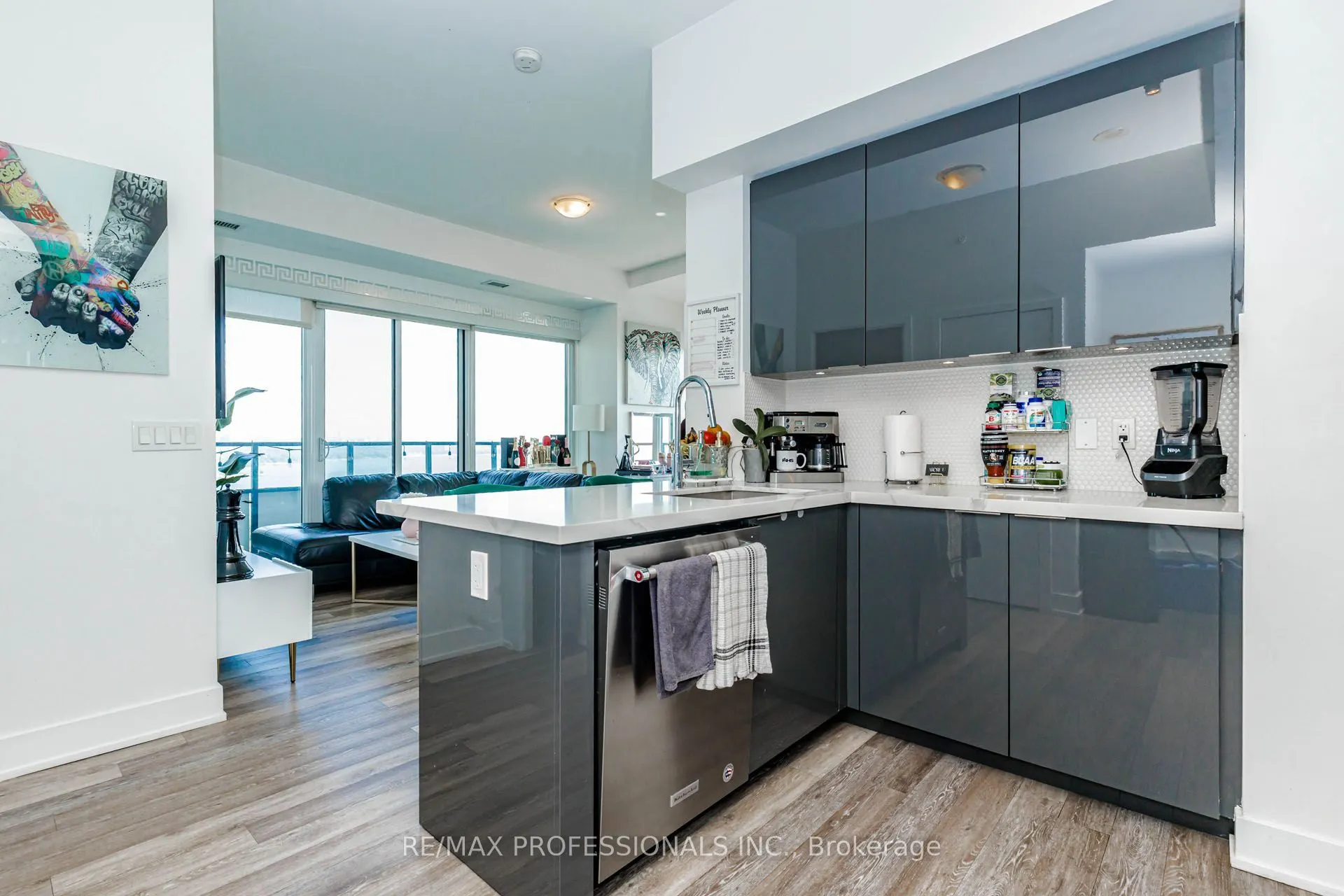 20 Shore Breeze Drive #1107