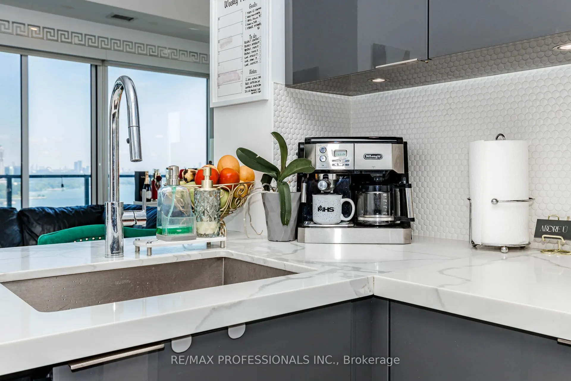 20 Shore Breeze Drive #1107