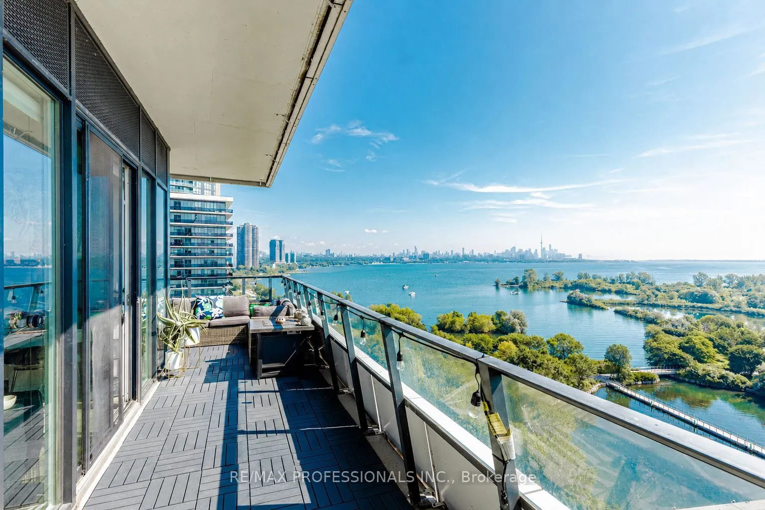 20 Shore Breeze Drive #1107