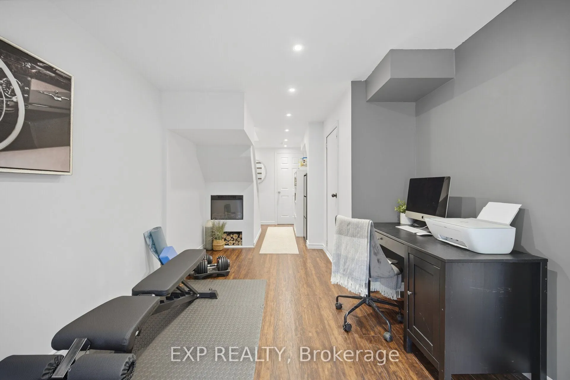 157 Moregate Crescent #11