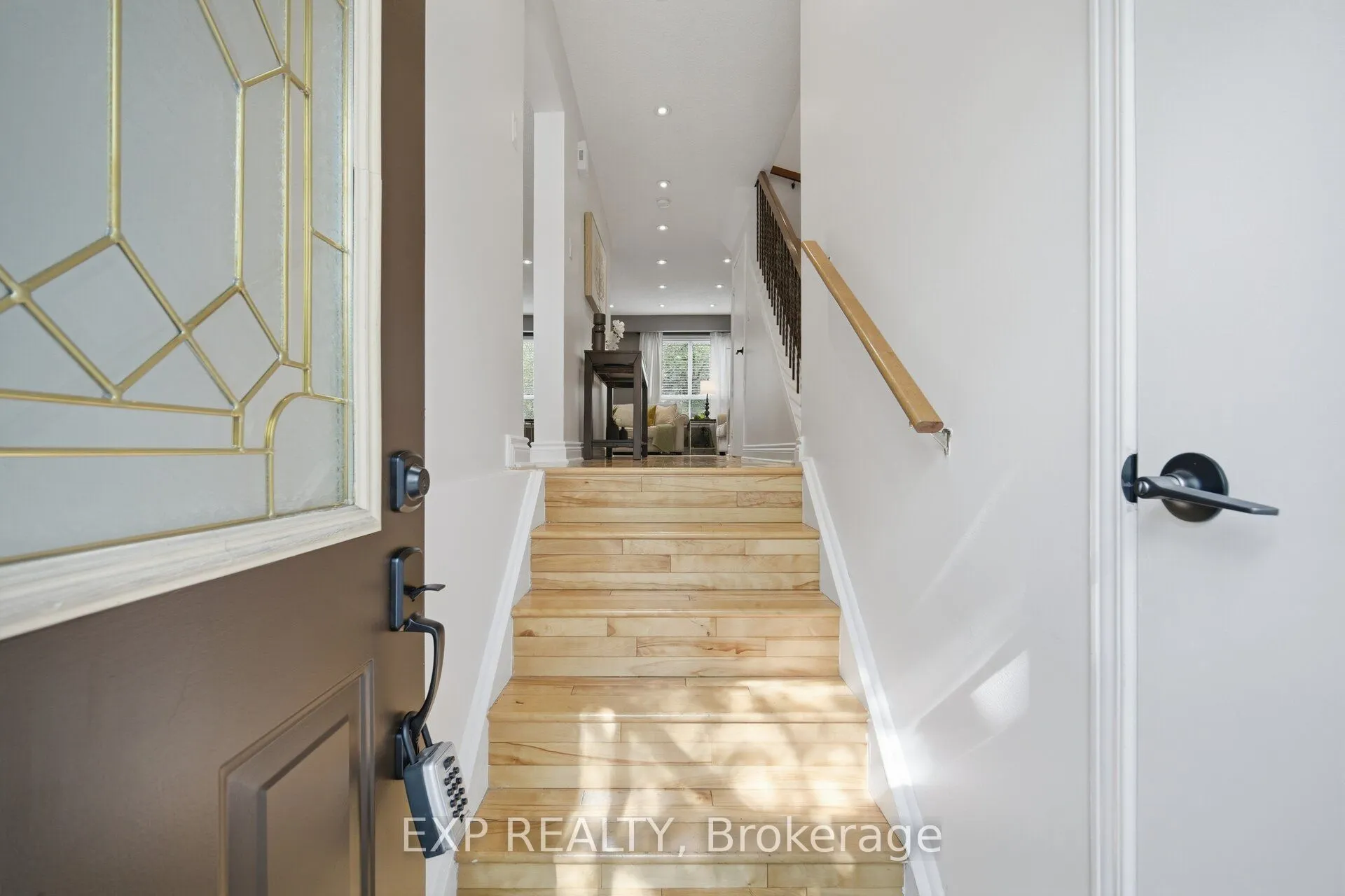 157 Moregate Crescent #11