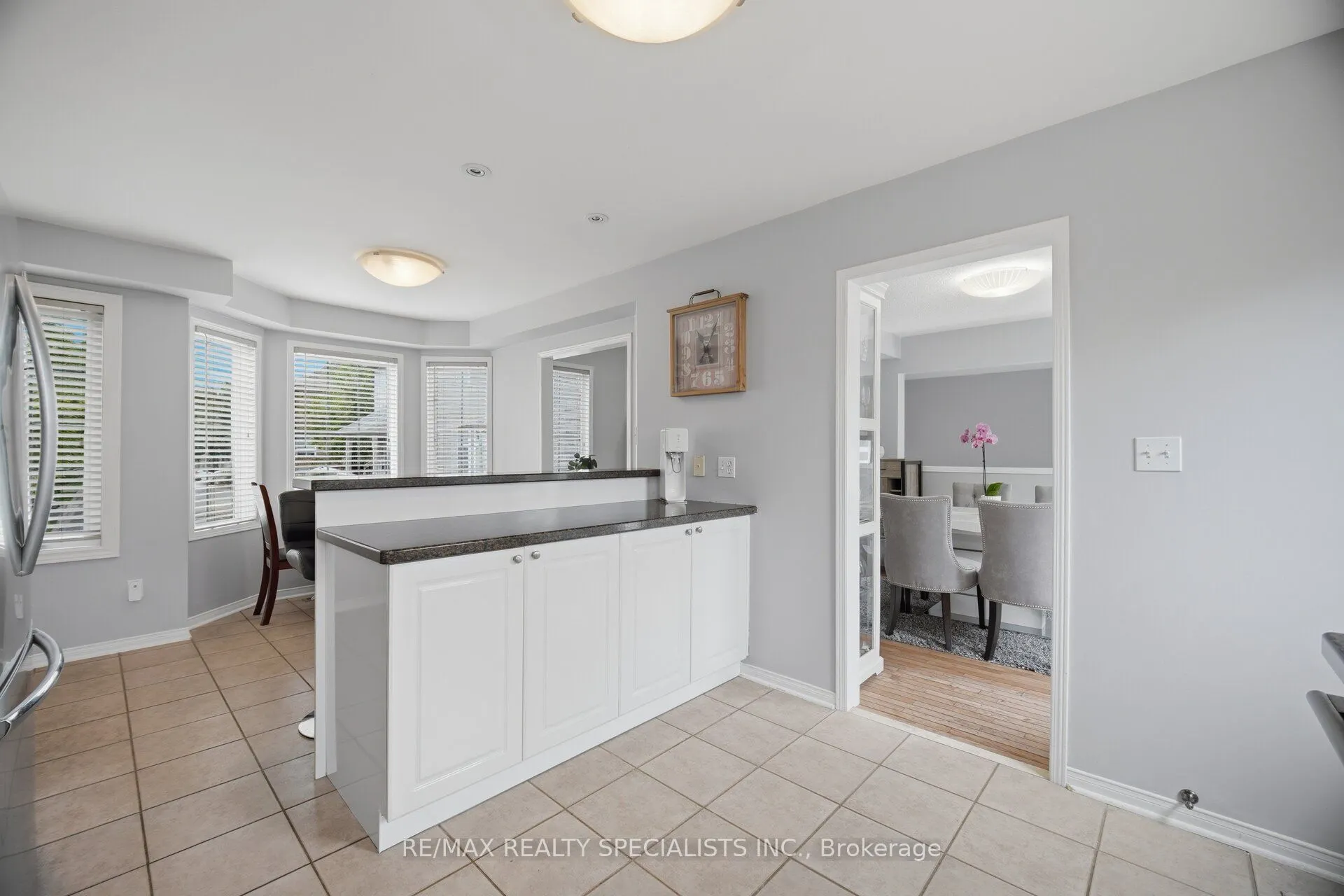 5535 Glen Erin Drive #15