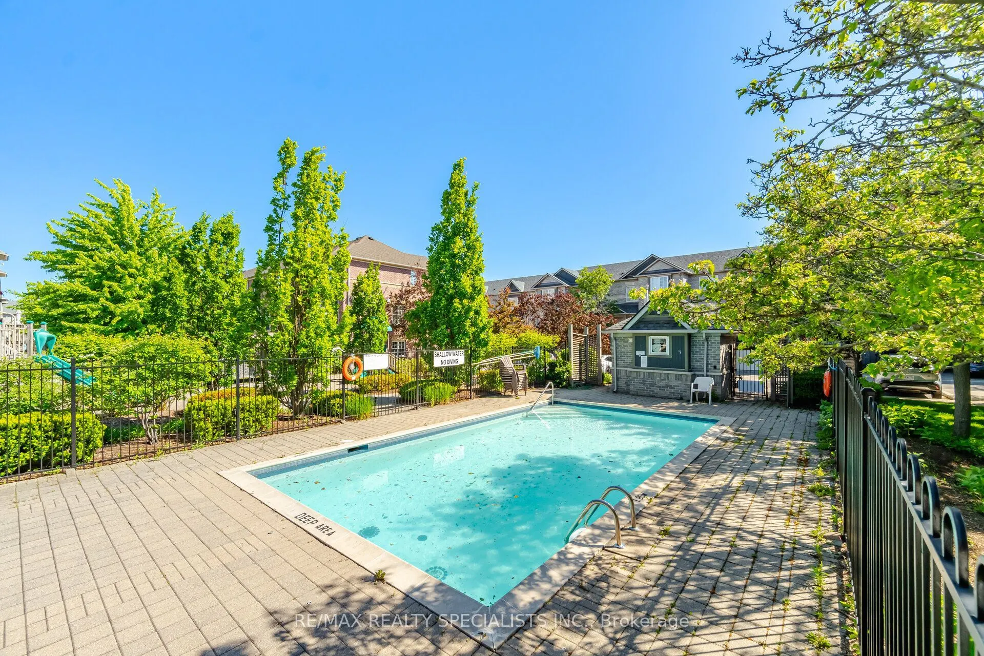 5535 Glen Erin Drive #15