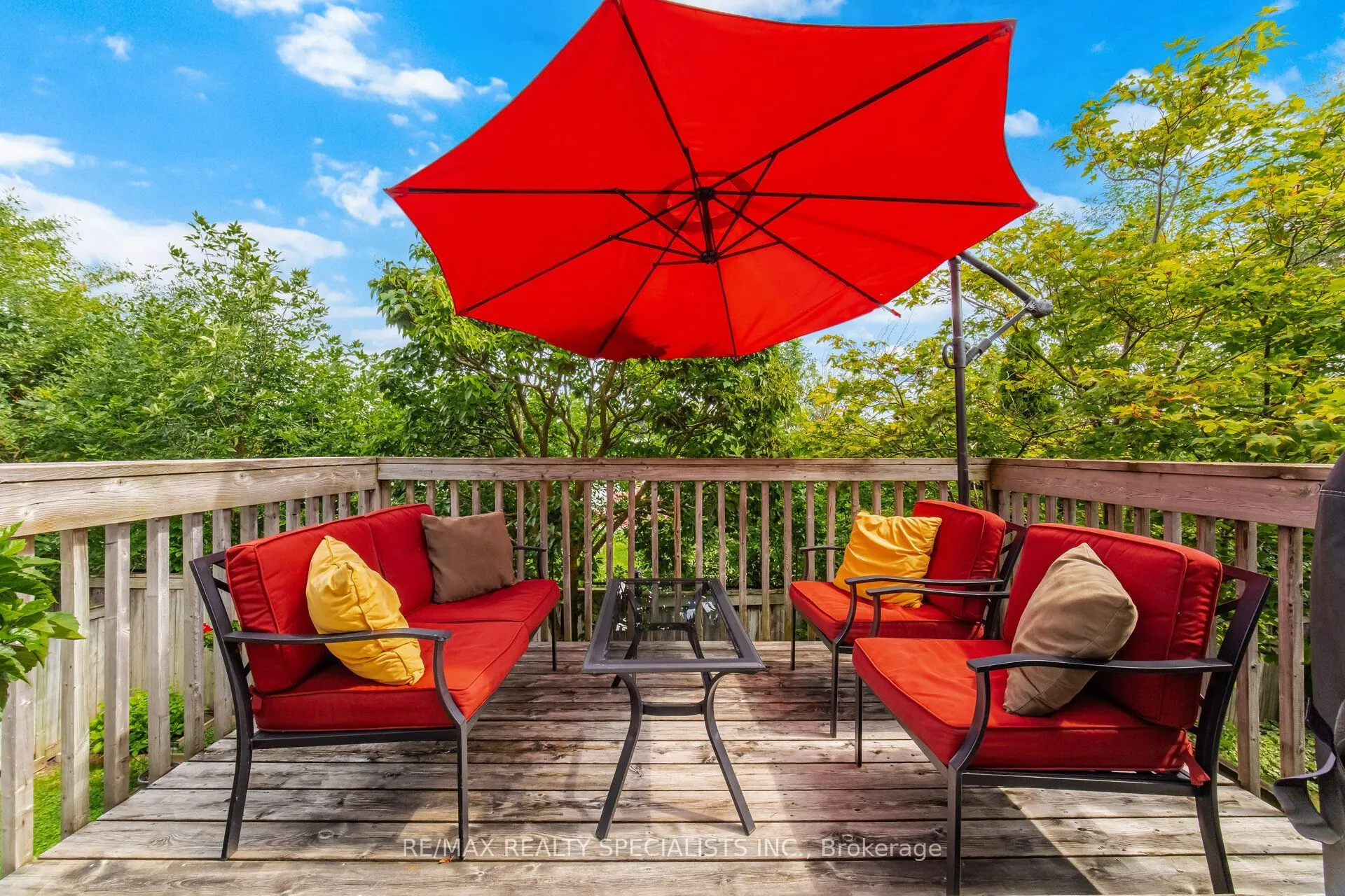 5535 Glen Erin Drive #15
