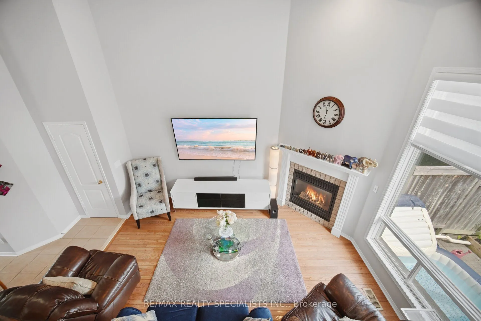 5535 Glen Erin Drive #15