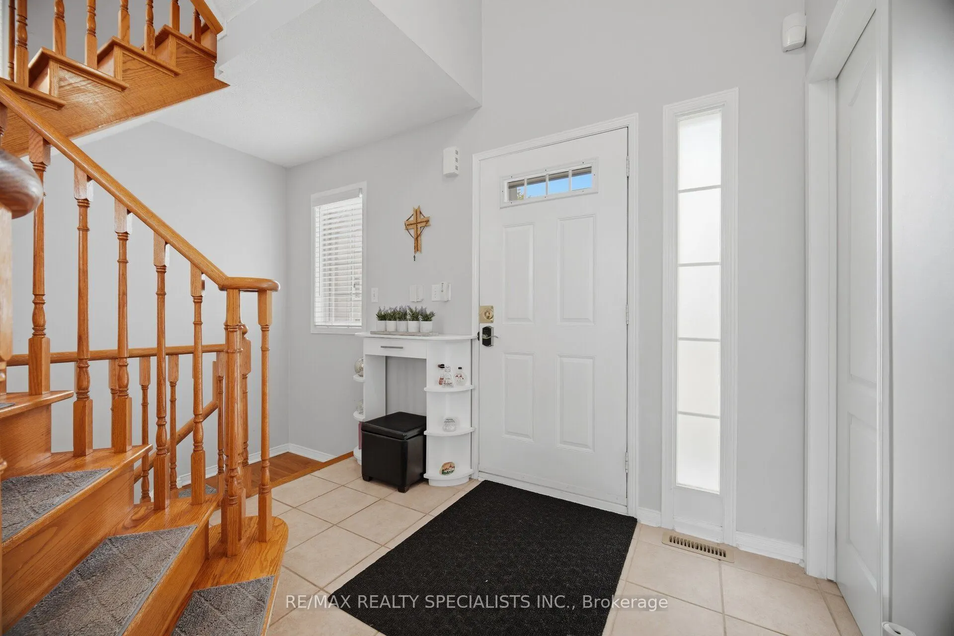 5535 Glen Erin Drive #15