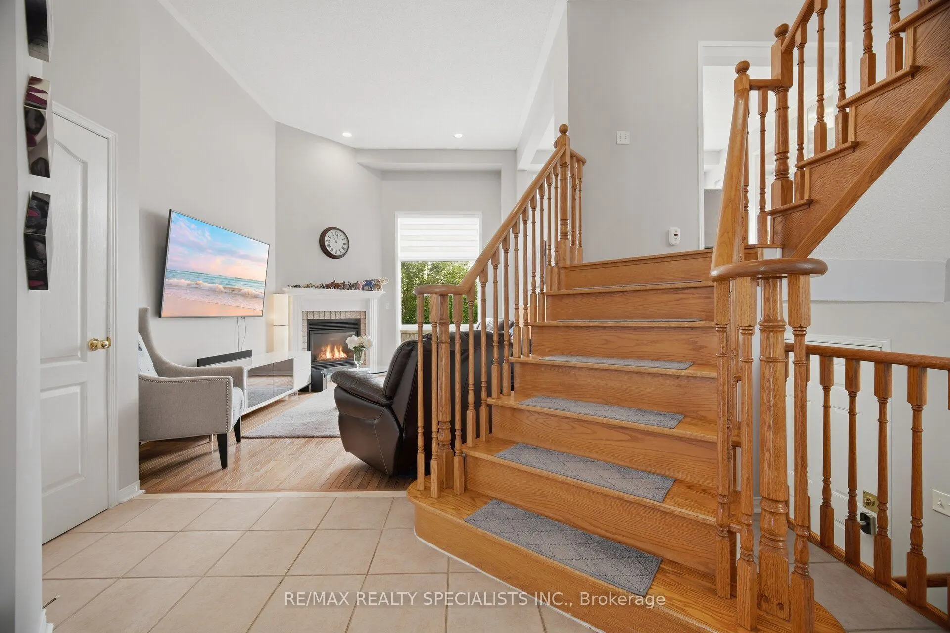 5535 Glen Erin Drive #15