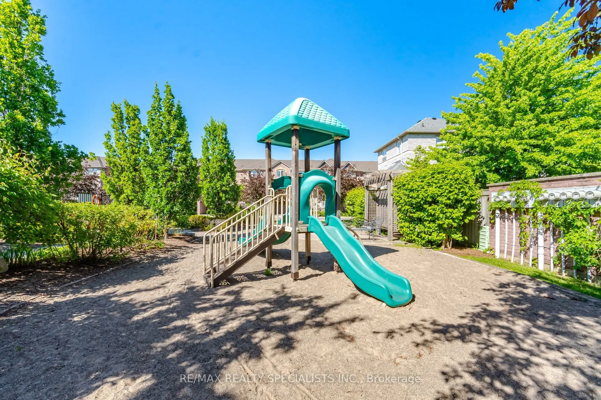 5535 Glen Erin Drive #15