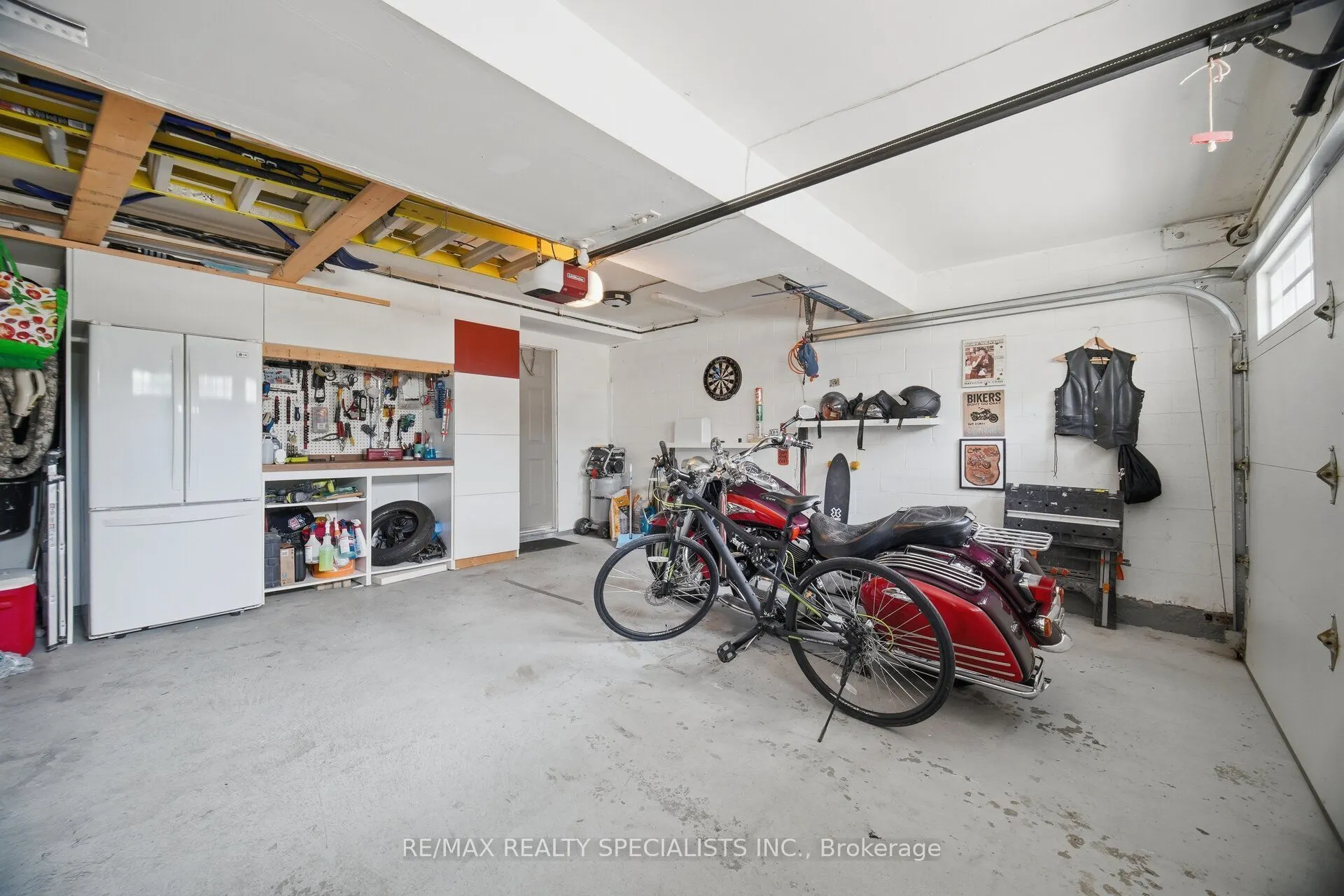 5535 Glen Erin Drive #15