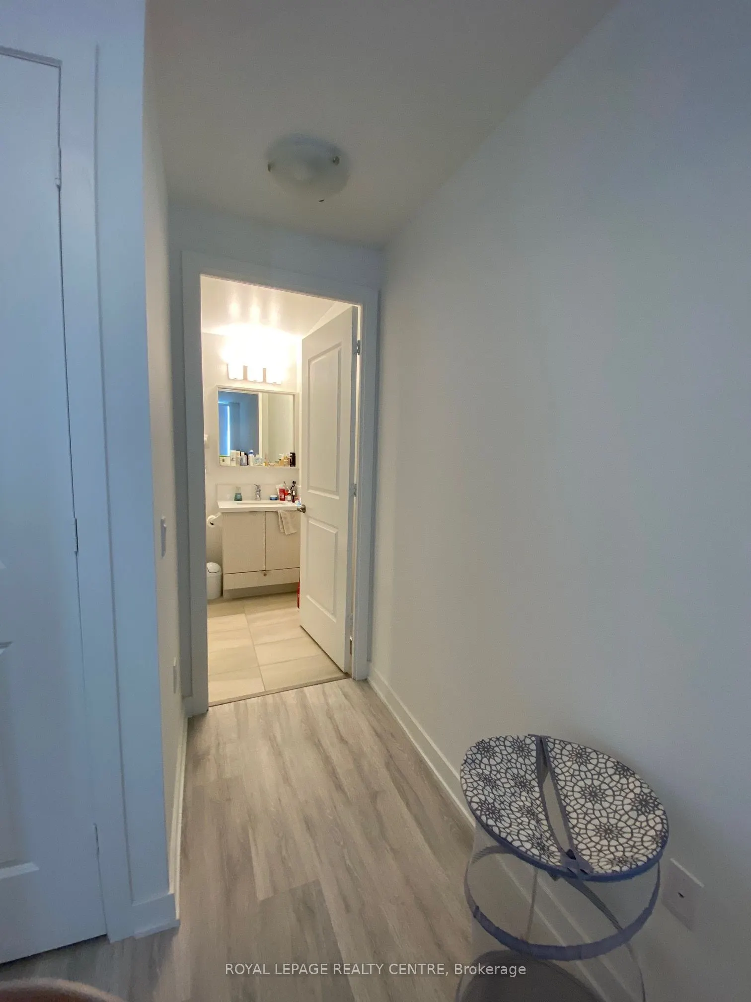 4699 Glen Erin Drive #406