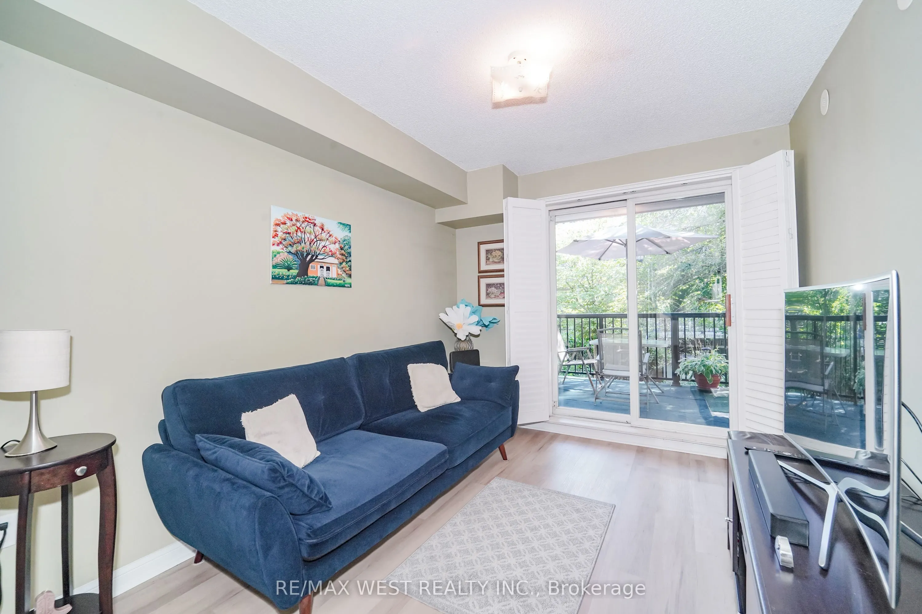 65 George Appleton Way #2066