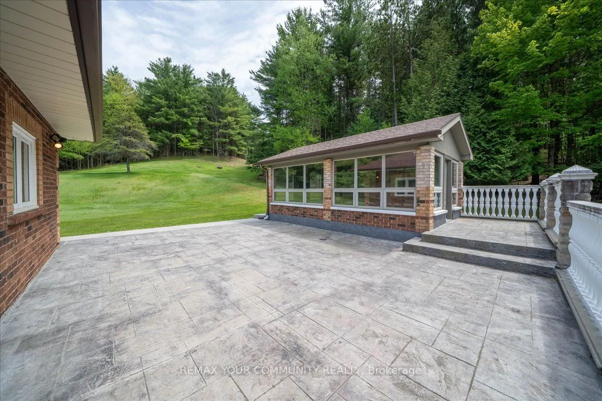 8339 Finnerty Side Road
