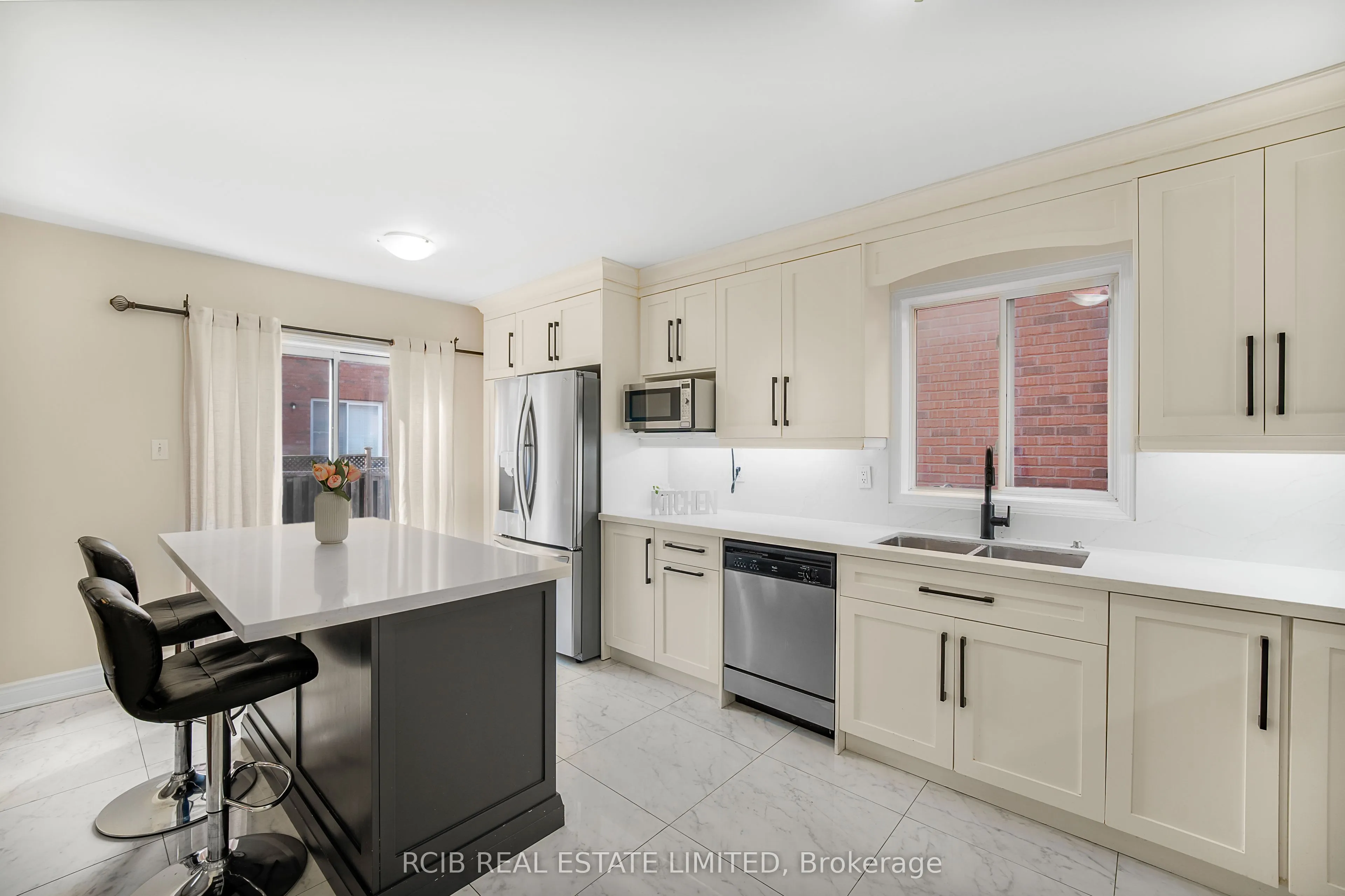 12 Spencer Drive