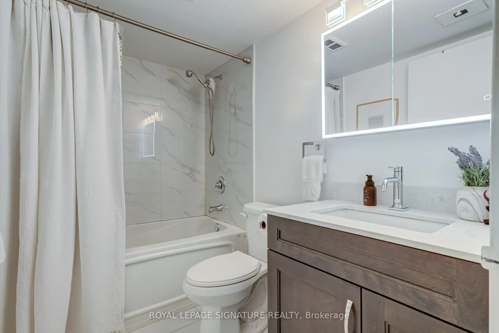 200 Manitoba Street #203