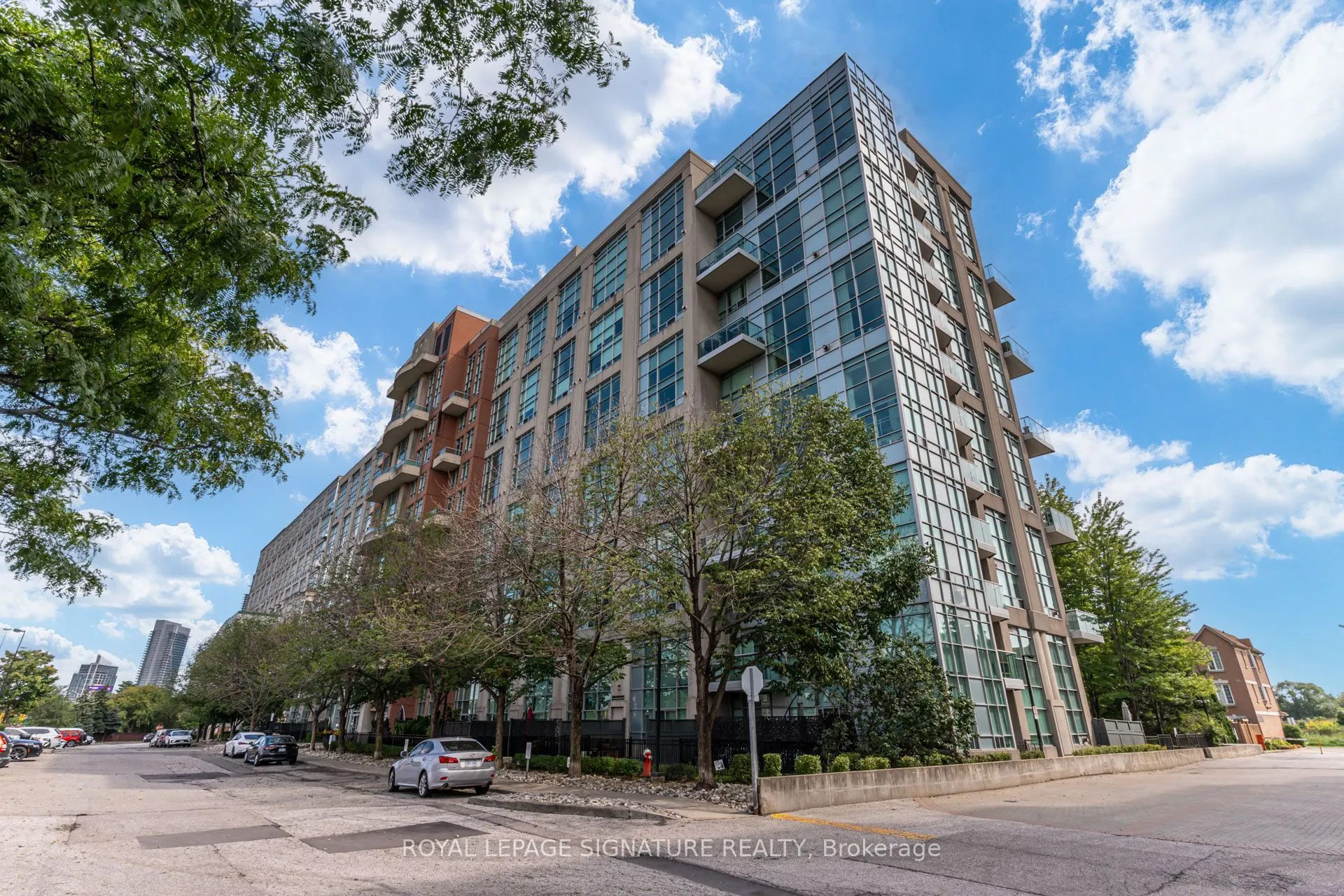 200 Manitoba Street #203