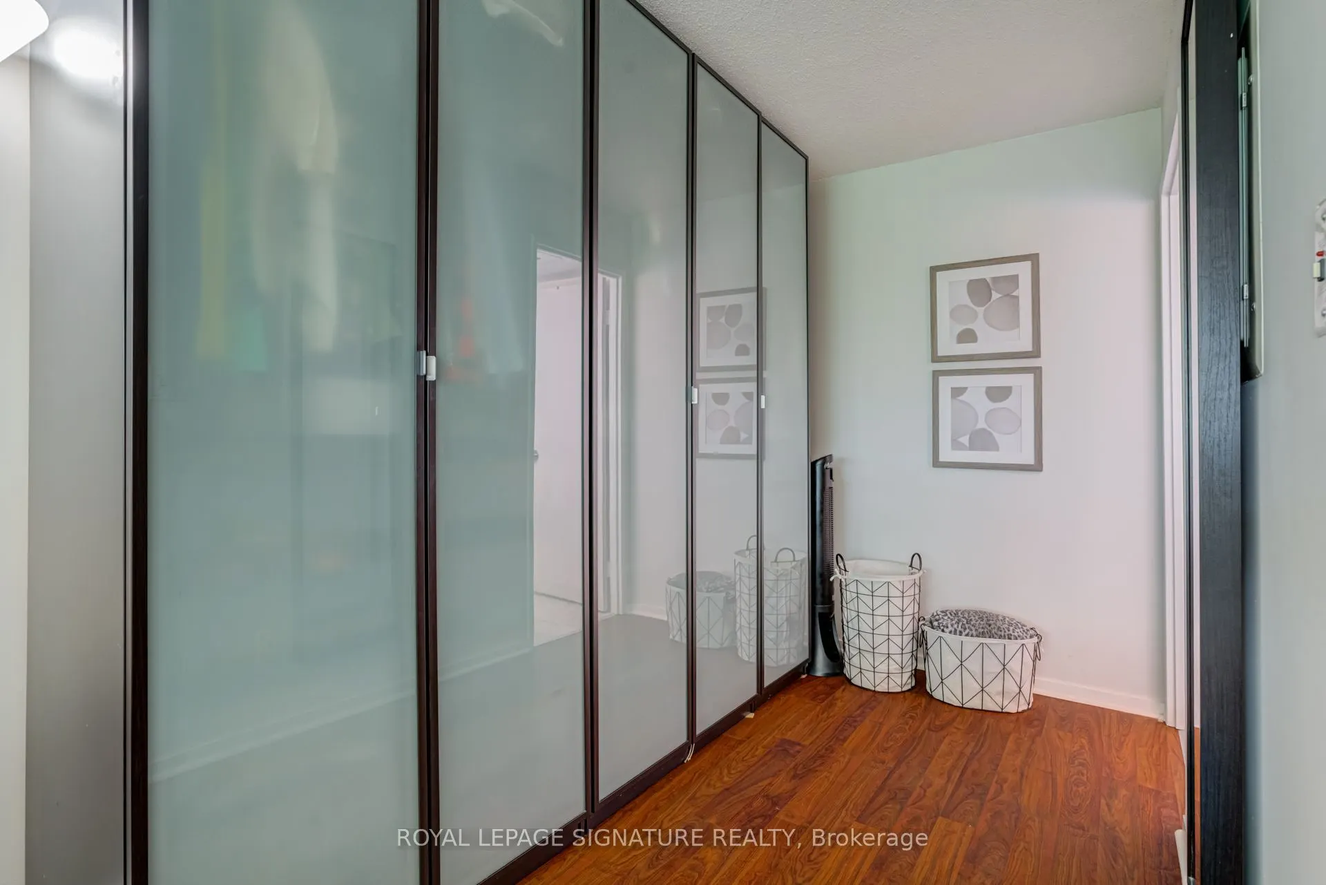 200 Manitoba Street #203