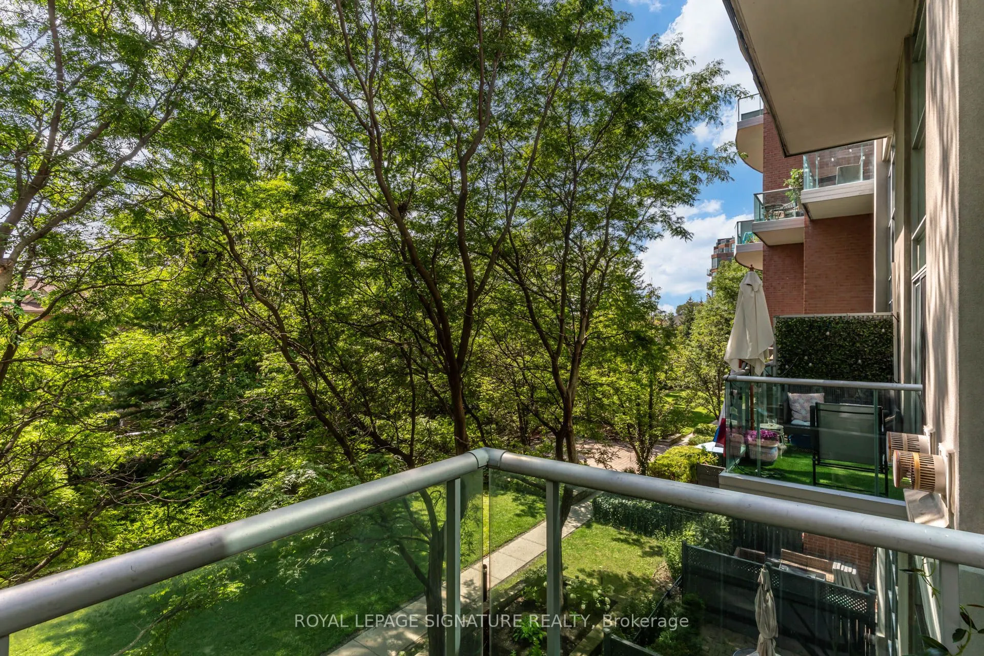 200 Manitoba Street #203