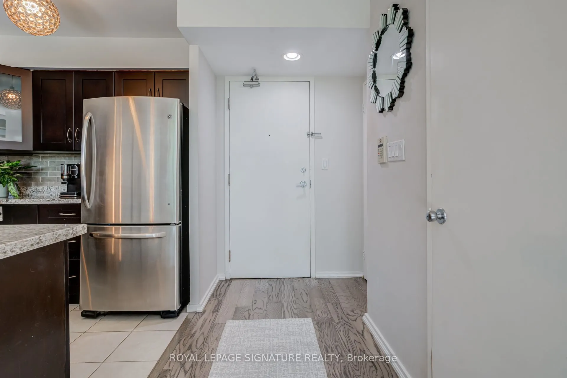 200 Manitoba Street #203