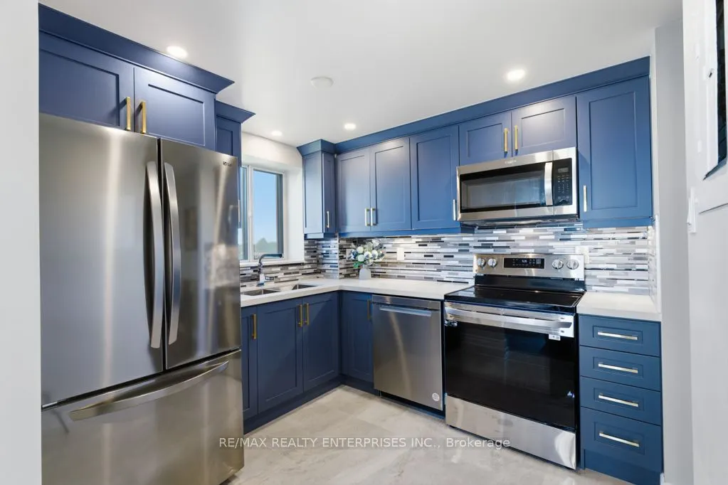 6720 Glen Erin Drive #414