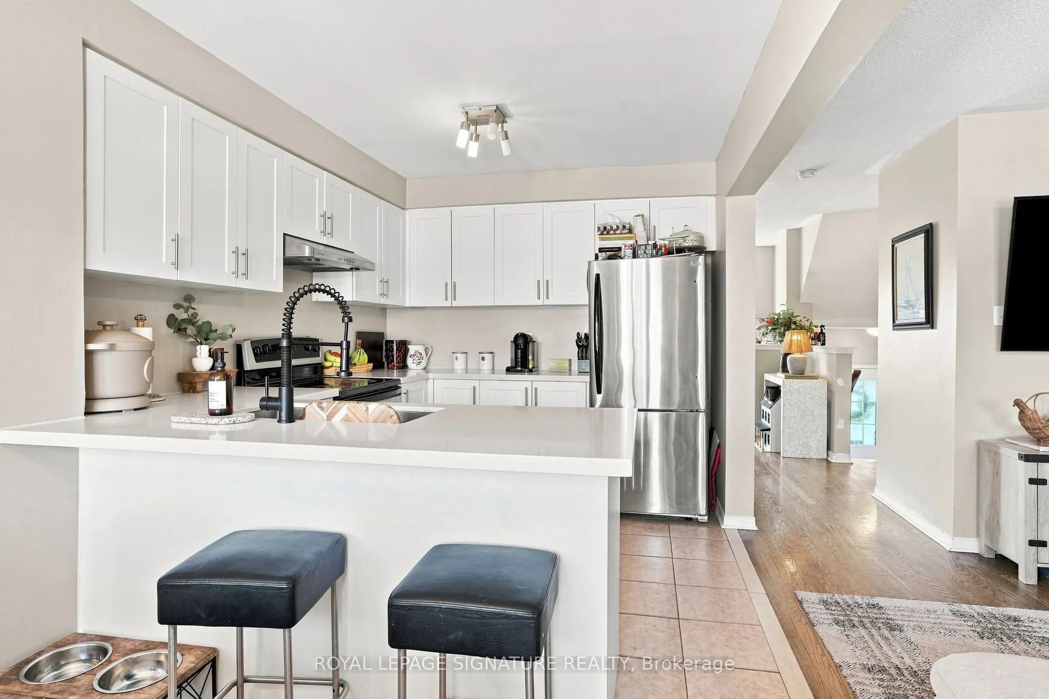 1185 Chapman Crescent