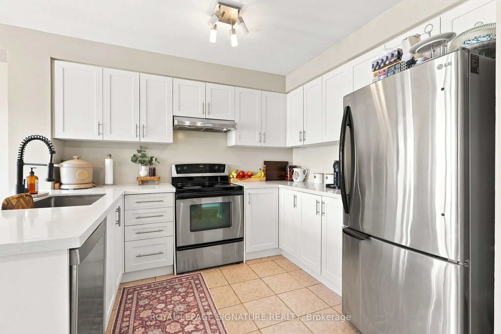 1185 Chapman Crescent