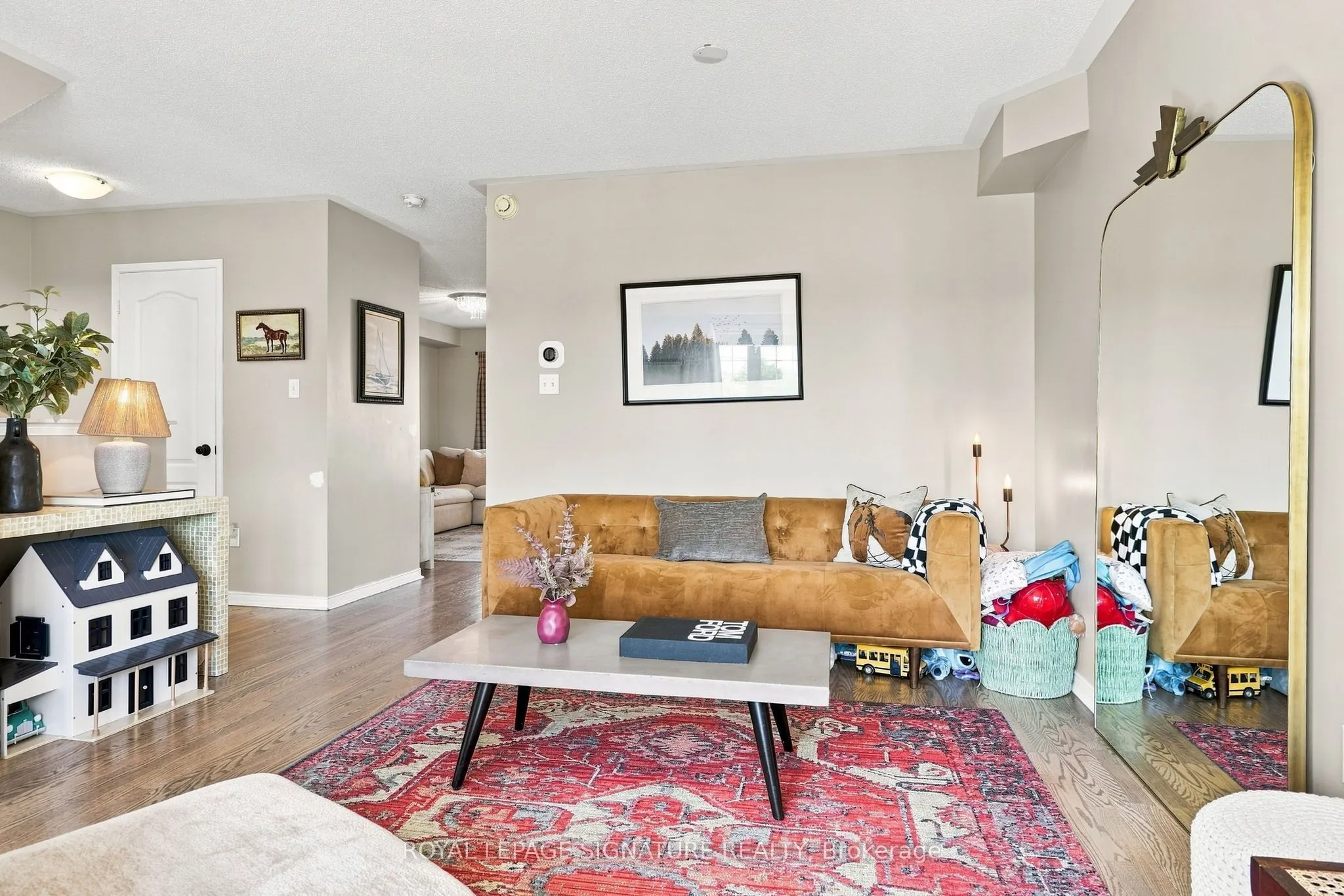 1185 Chapman Crescent
