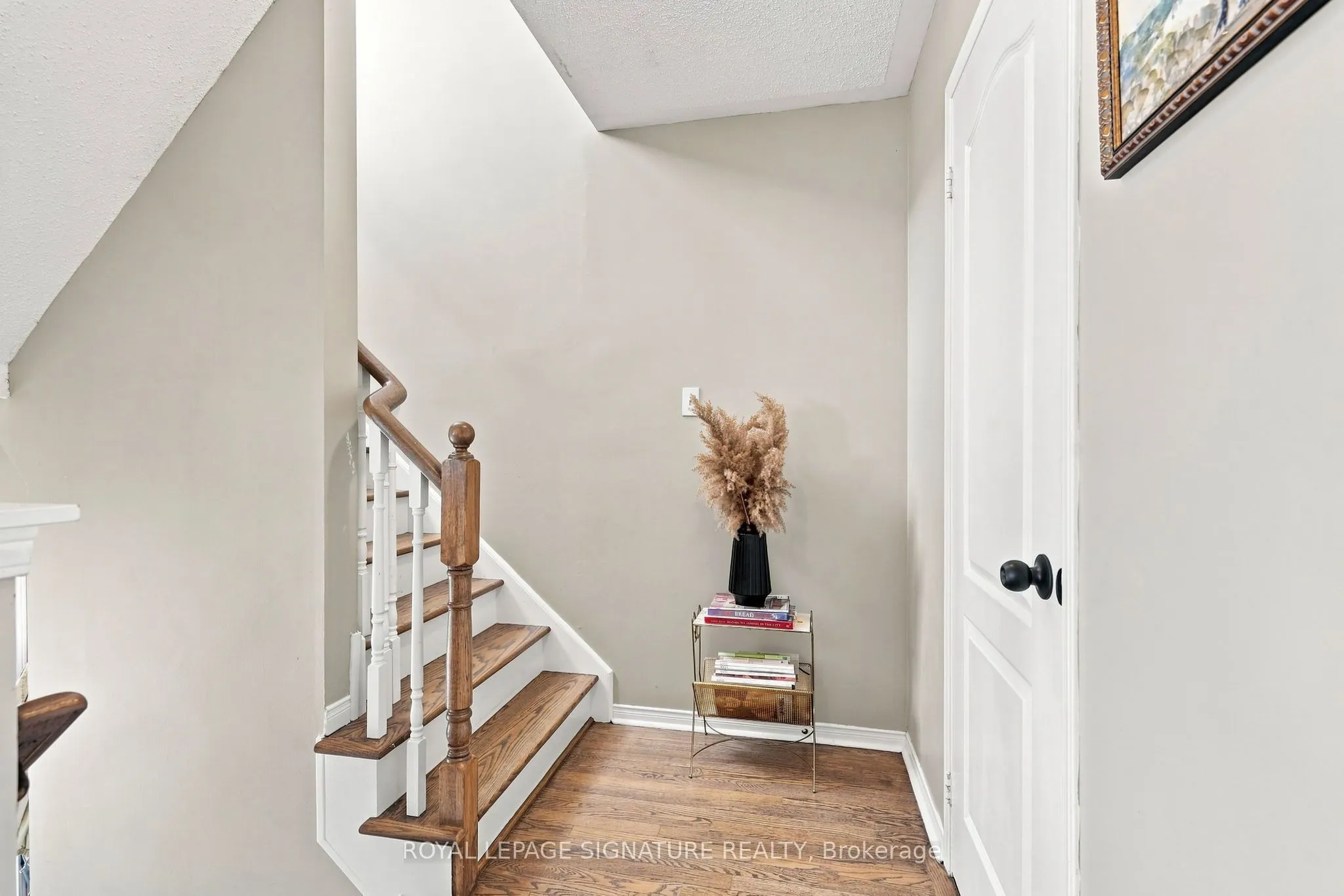 1185 Chapman Crescent